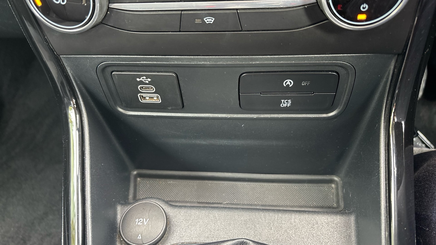 Vehicle 33