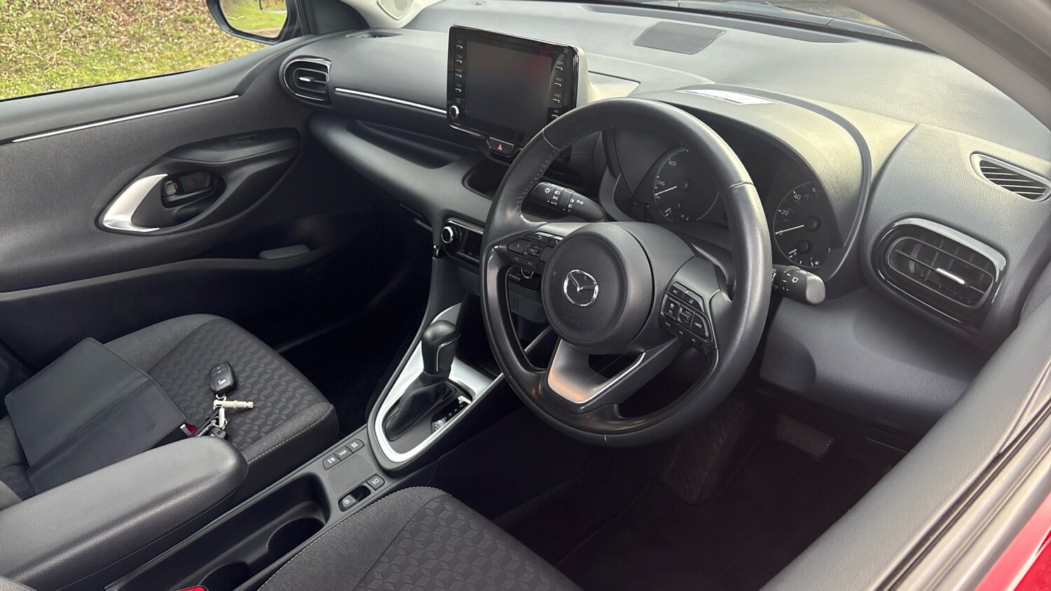 Used Mazda Mazda2 HYBRID 2023 for sale - 78161814: Photo 11