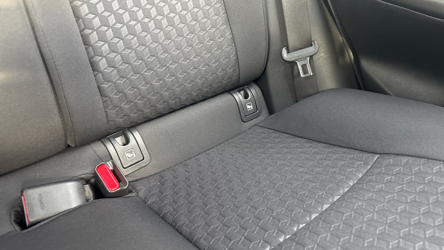 Used Mazda Mazda2 HYBRID 2023 for sale - 78161814: Photo 33