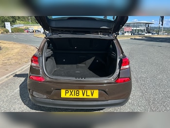 Used Hyundai i30 2018 for sale - 79378569: Photo