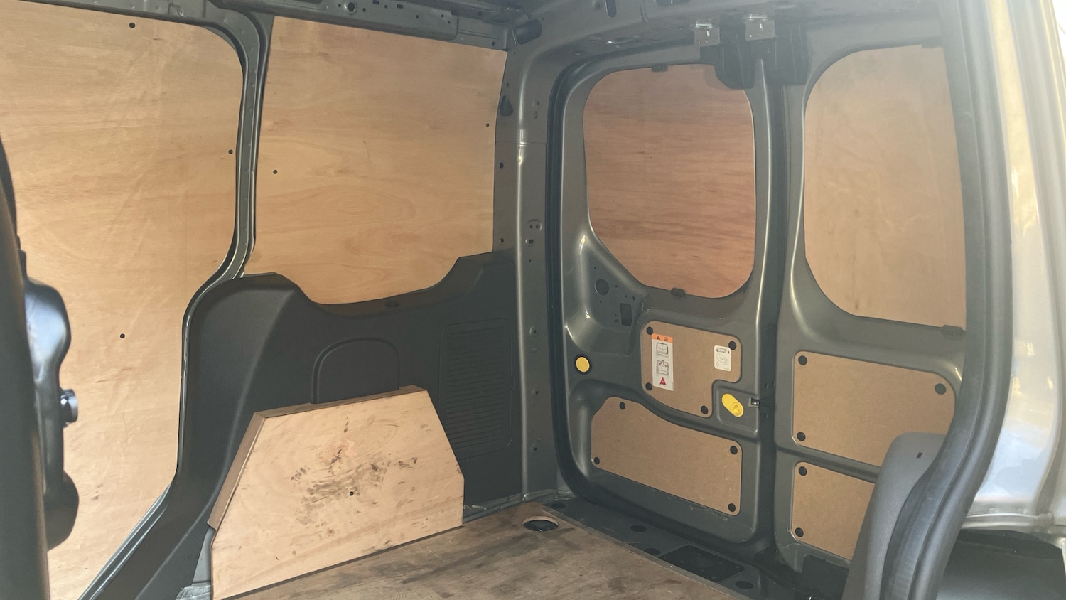 Used Ford Transit Connect 2024 for sale - 76817411: Photo 14