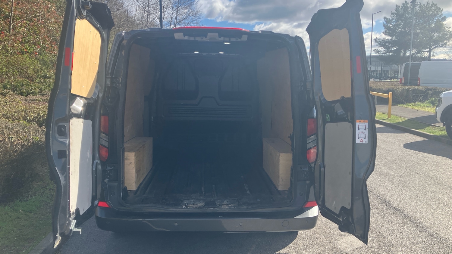 Used Ford Transit Custom 2024 for sale - 78013830: Photo 3