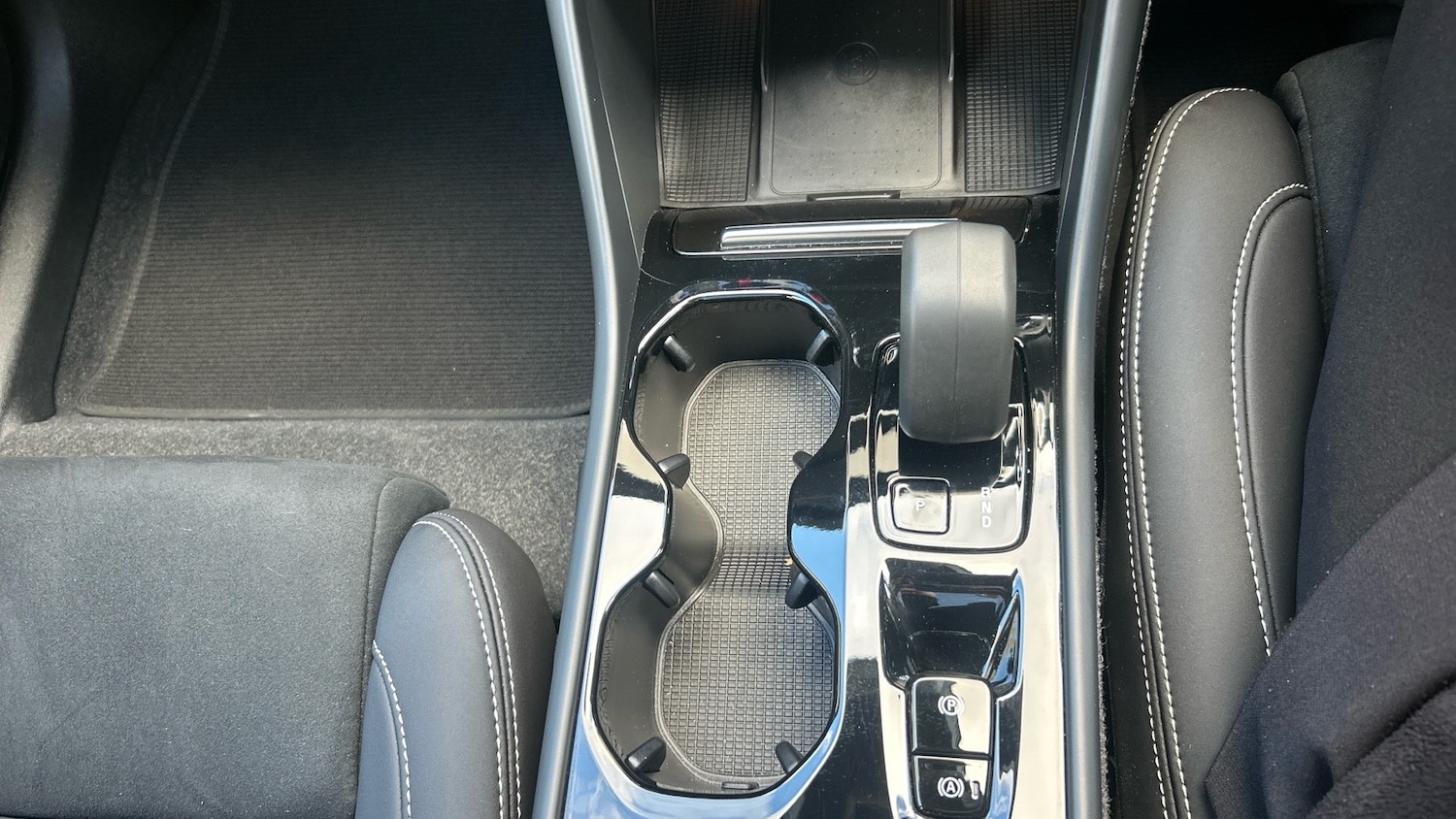 Used Volvo XC40 2023 for sale - 76076251: Photo 13