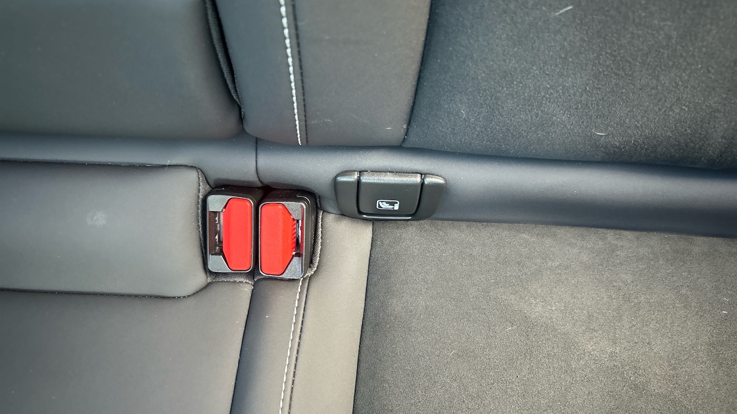 Used Volvo XC40 2023 for sale - 76076251: Photo 17