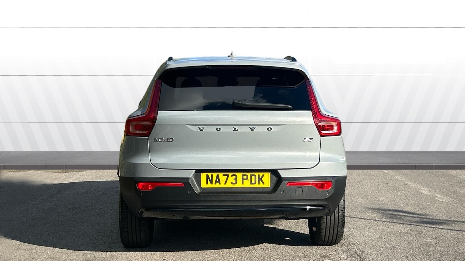 Used Volvo XC40 2023 for sale - 76076251: Photo 6