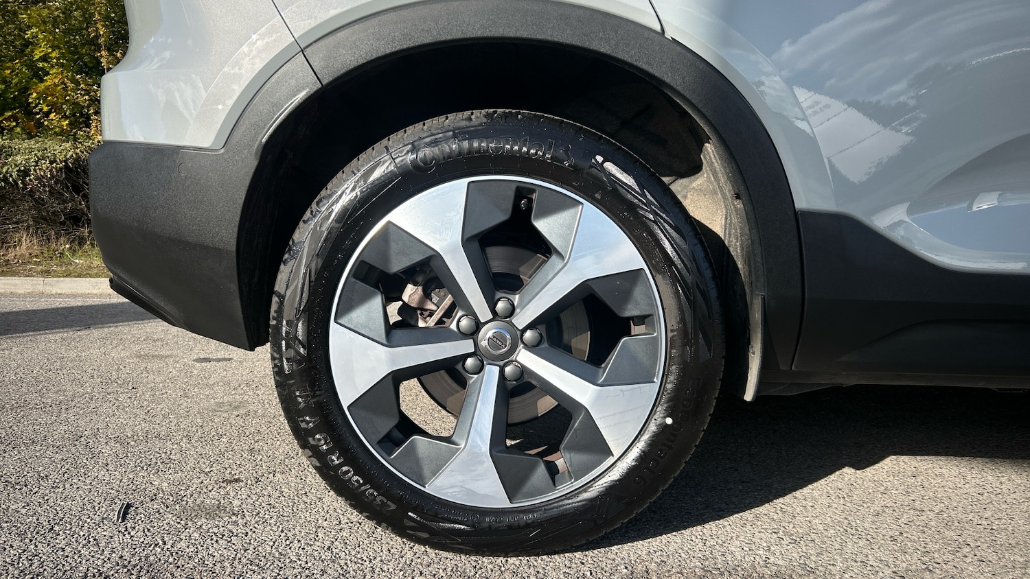 Used Volvo XC40 2023 for sale - 76076251: Photo 7