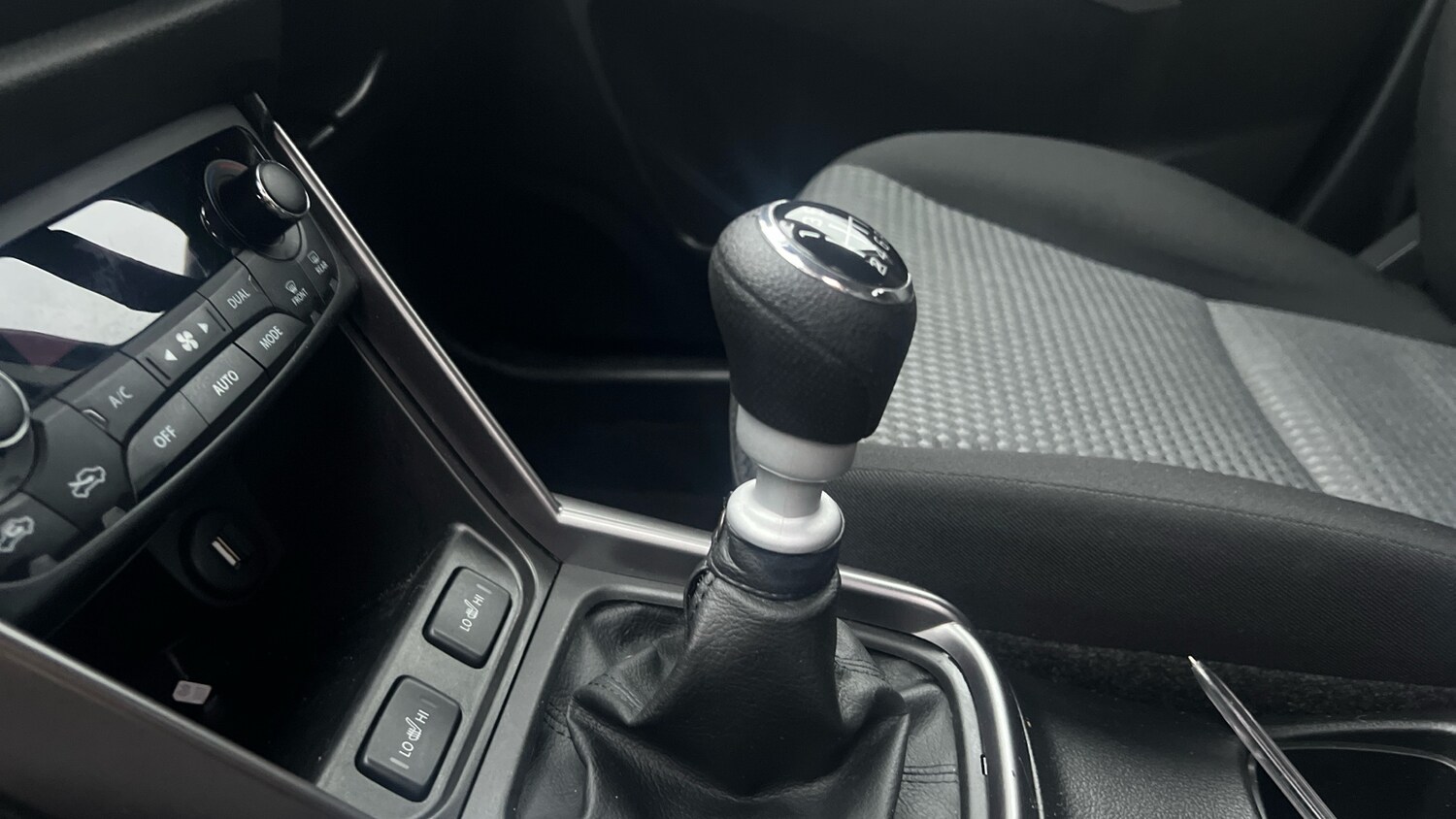 Used Suzuki SX4 S-Cross 2023 for sale - 77431540: Photo 13