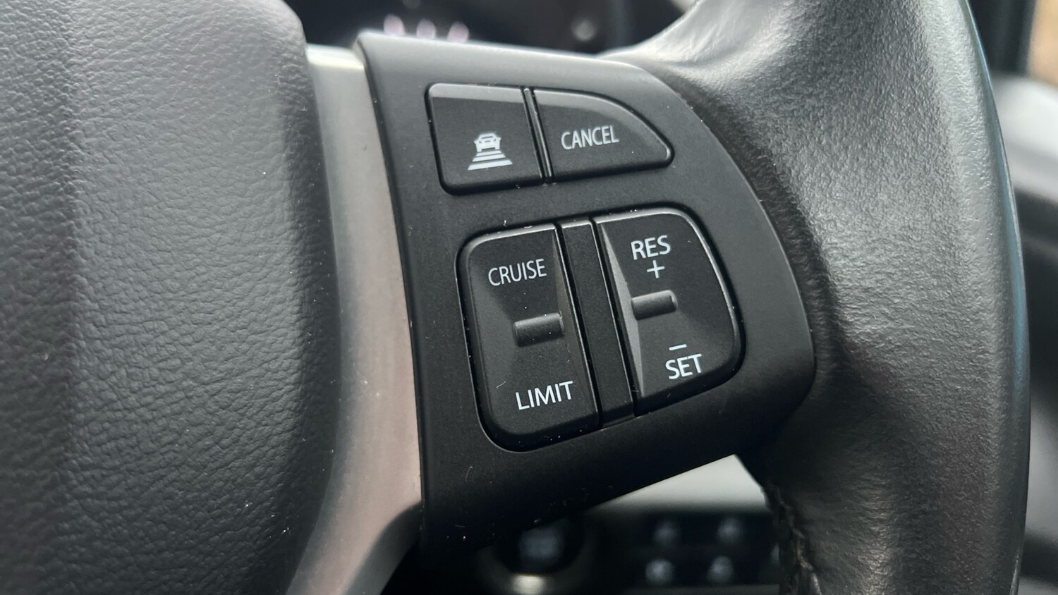 Used Suzuki SX4 S-Cross 2023 for sale - 77431540: Photo 30