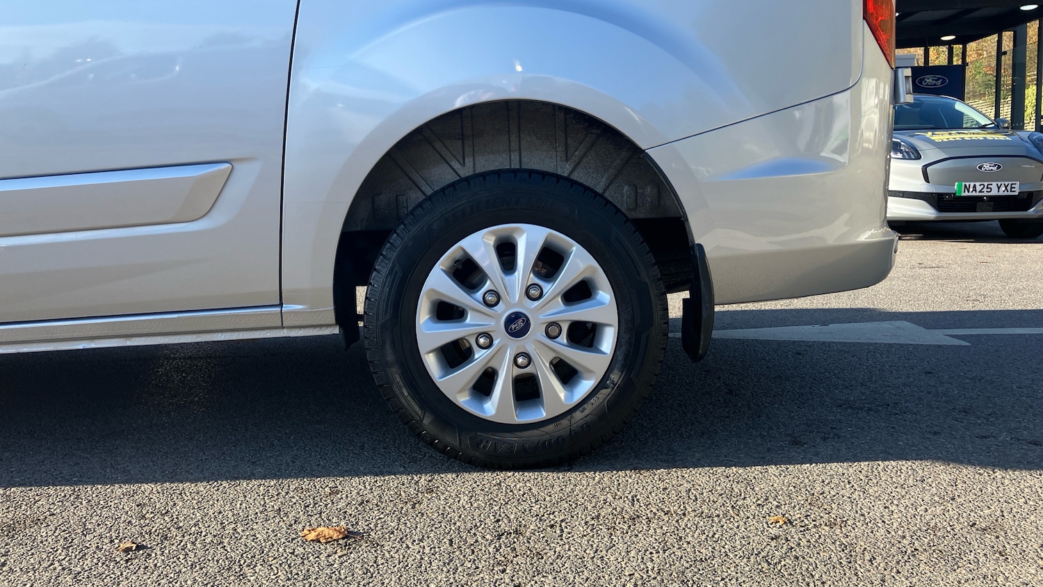 Used Ford Transit Custom 2024 for sale - 76534272: Photo 17