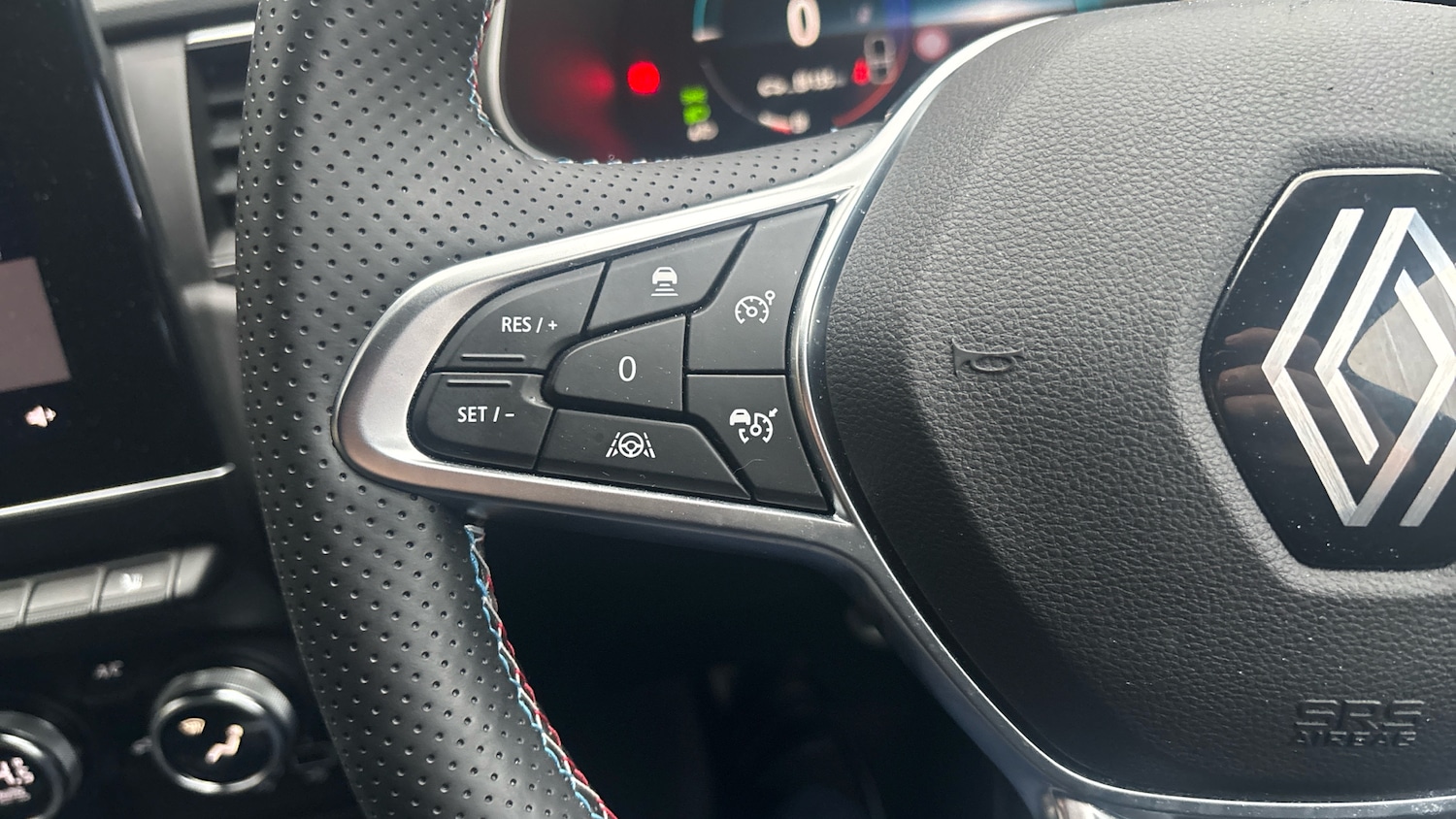 Used Renault Arkana 2024 for sale - 77310438: Photo 21