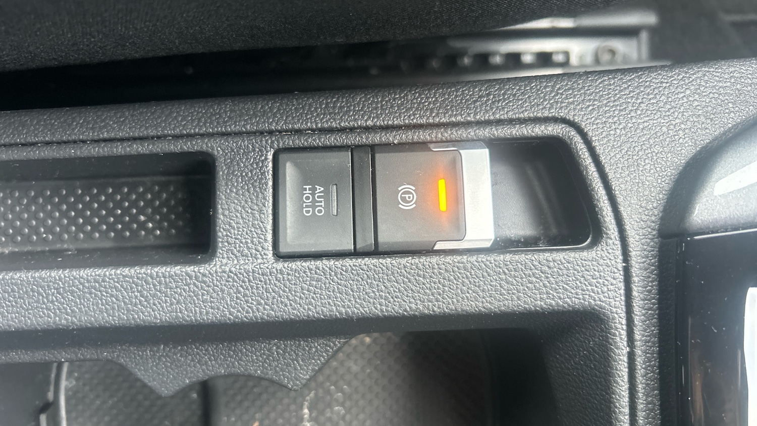 Used Volkswagen T-Roc 2023 for sale - 77813270: Photo 38