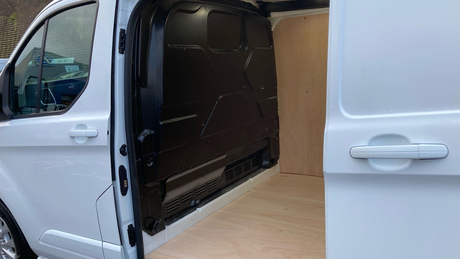 Used Ford Transit Custom 2020 for sale - 77318246: Photo 5