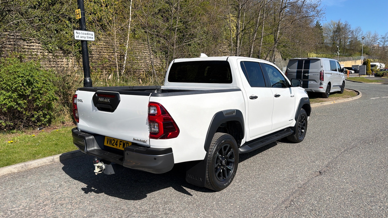 Used Toyota Hilux 2024 for sale - 78163167: Photo 10