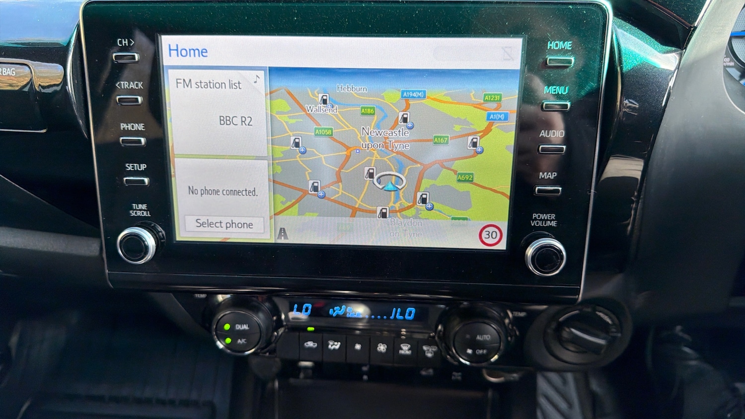 Used Toyota Hilux 2024 for sale - 78163167: Photo 24