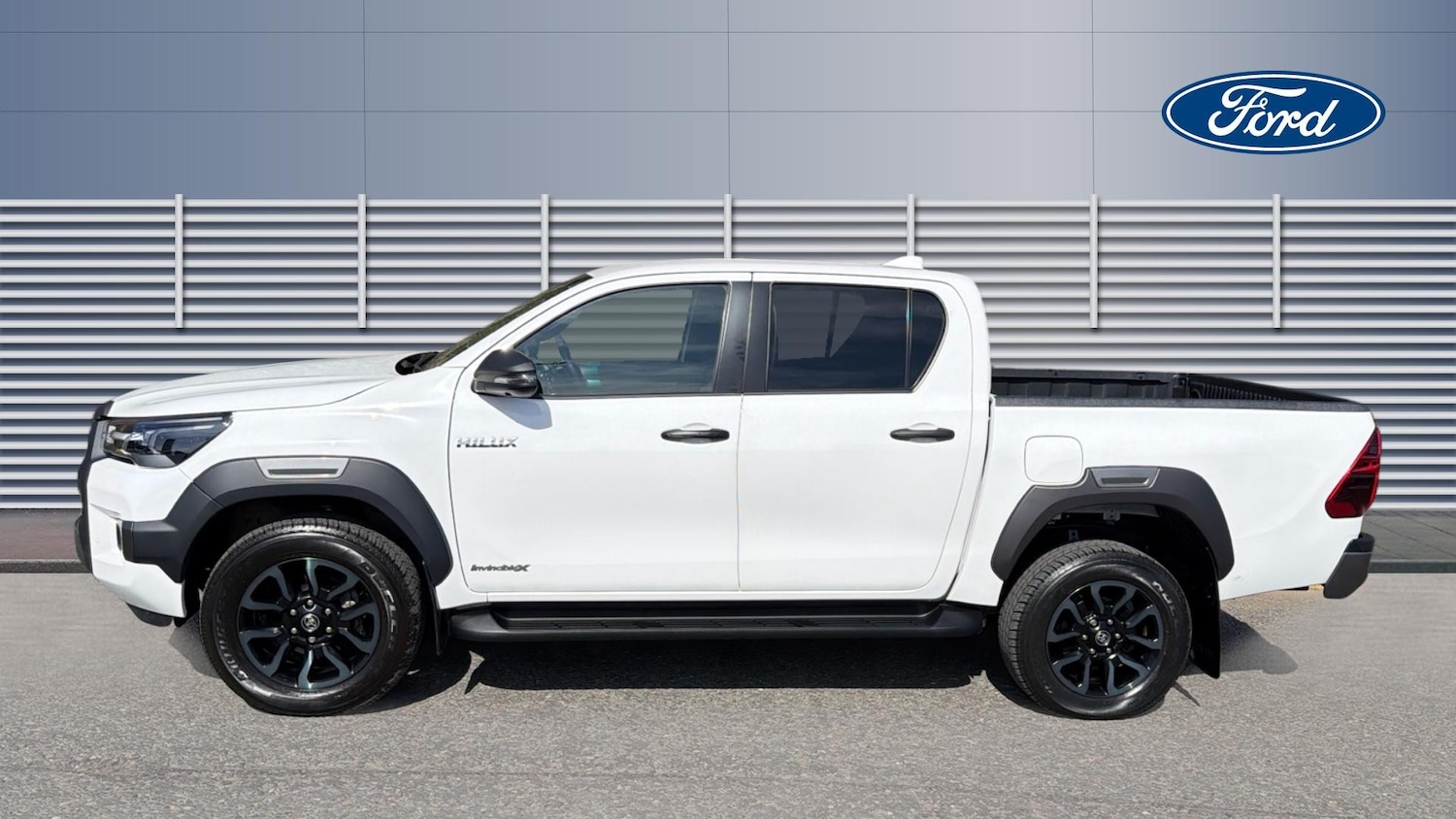 Used Toyota Hilux 2024 for sale - 78163167: Photo 4