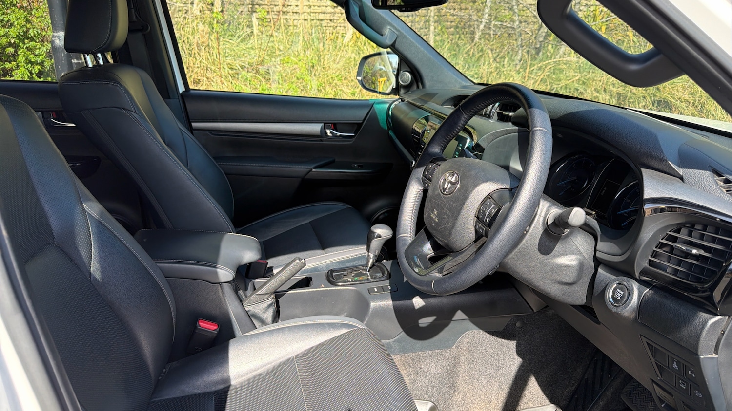 Used Toyota Hilux 2024 for sale - 78163167: Photo 6