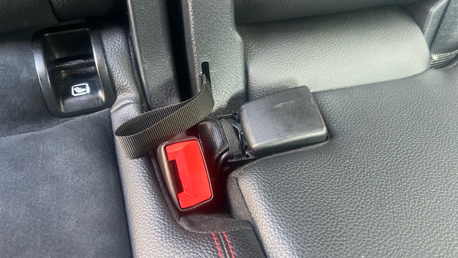 Used Mercedes-Benz GLB 2022 for sale - 77950304: Photo 17