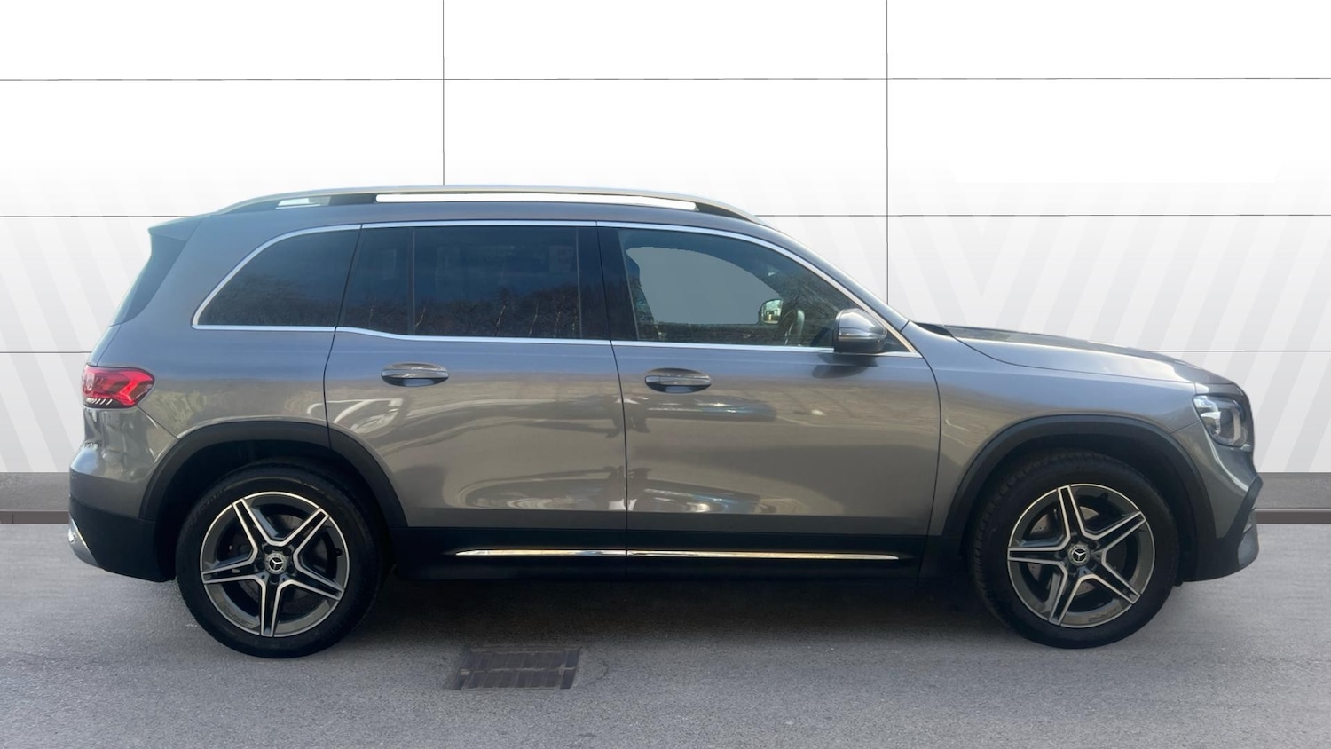 Used Mercedes-Benz GLB 2022 for sale - 77950304: Photo 5