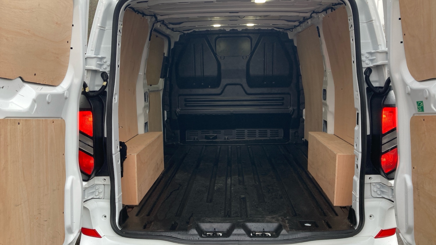 Used Ford Transit Custom 2025 for sale - 77353555: Photo 12