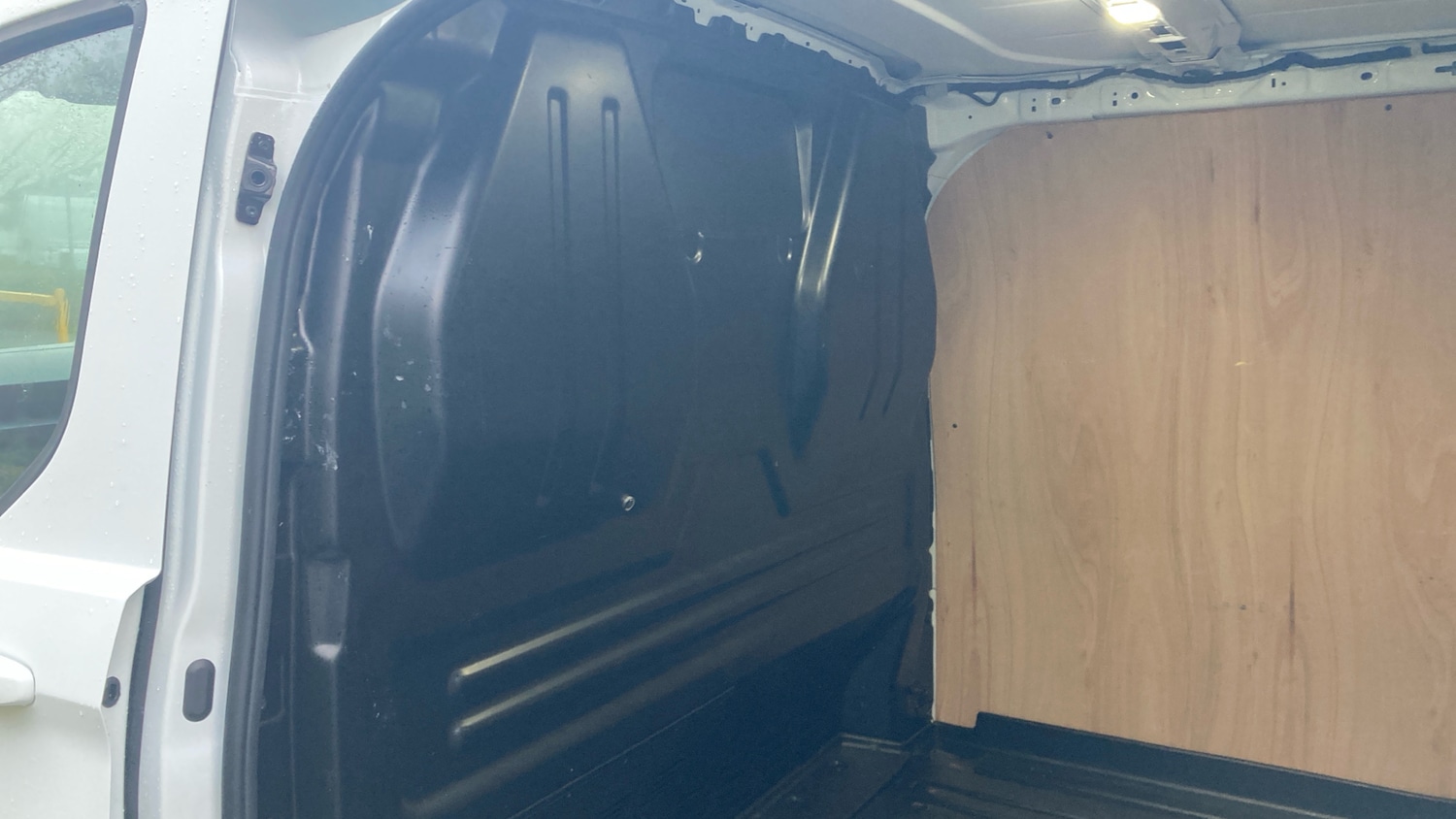 Used Ford Transit Custom 2025 for sale - 77353555: Photo 18