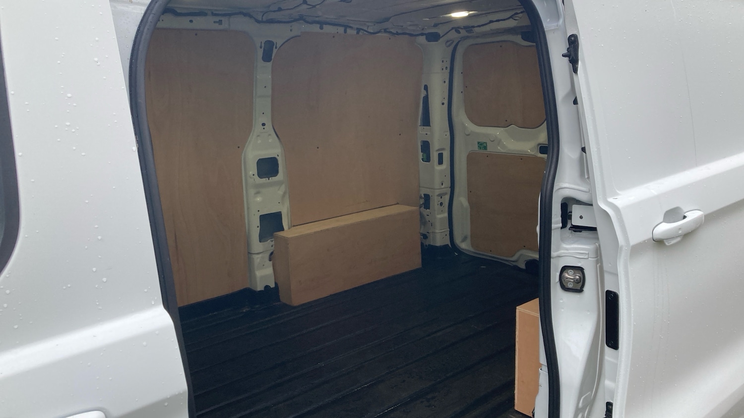 Used Ford Transit Custom 2025 for sale - 77353555: Photo 5