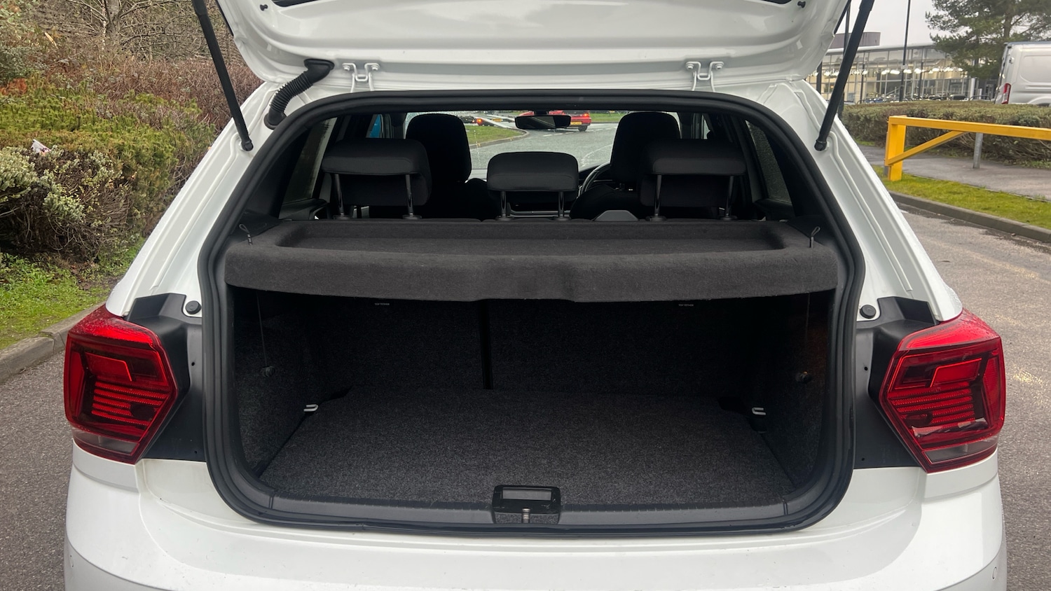 Used Volkswagen Polo 2019 for sale - 77377910: Photo 4