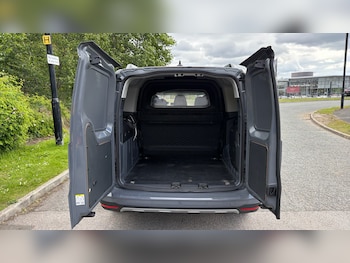 Used Ford Transit Connect 2025 for sale - 78643399: Photo