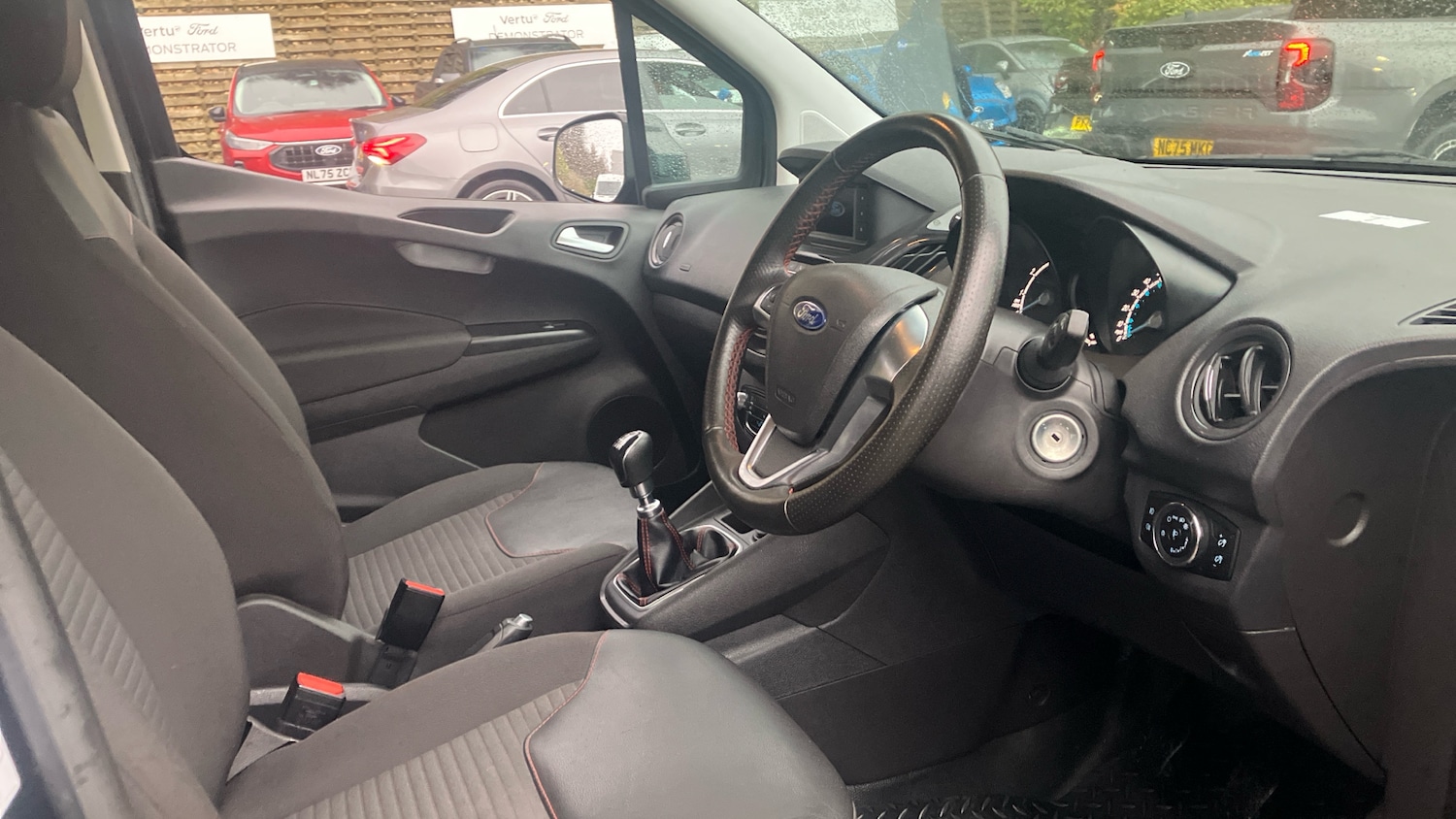 Used Ford Transit Courier 2022 for sale - 77432478: Photo 6