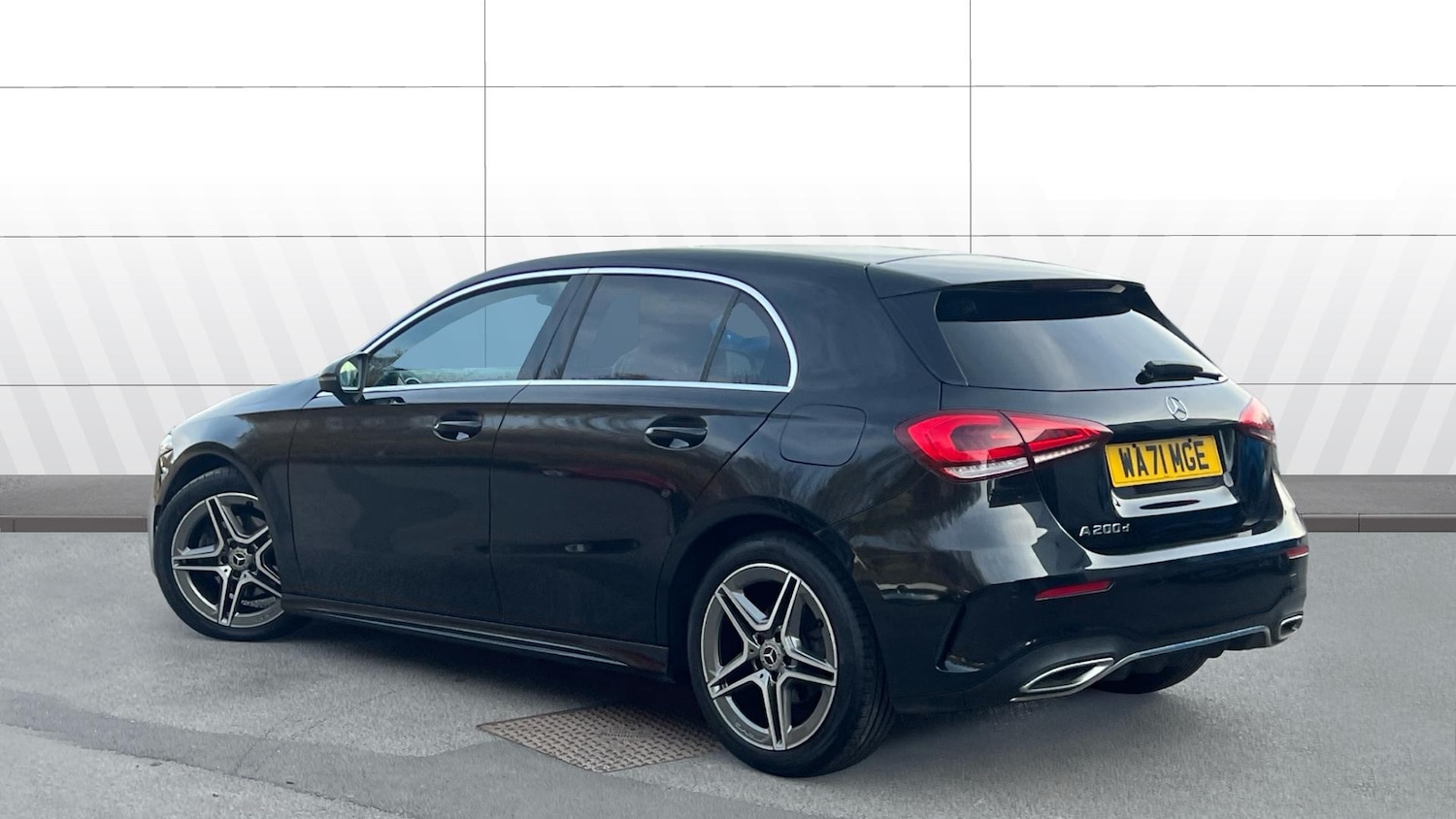 Used Mercedes-Benz A-Class 2021 for sale - 77983877: Photo 2