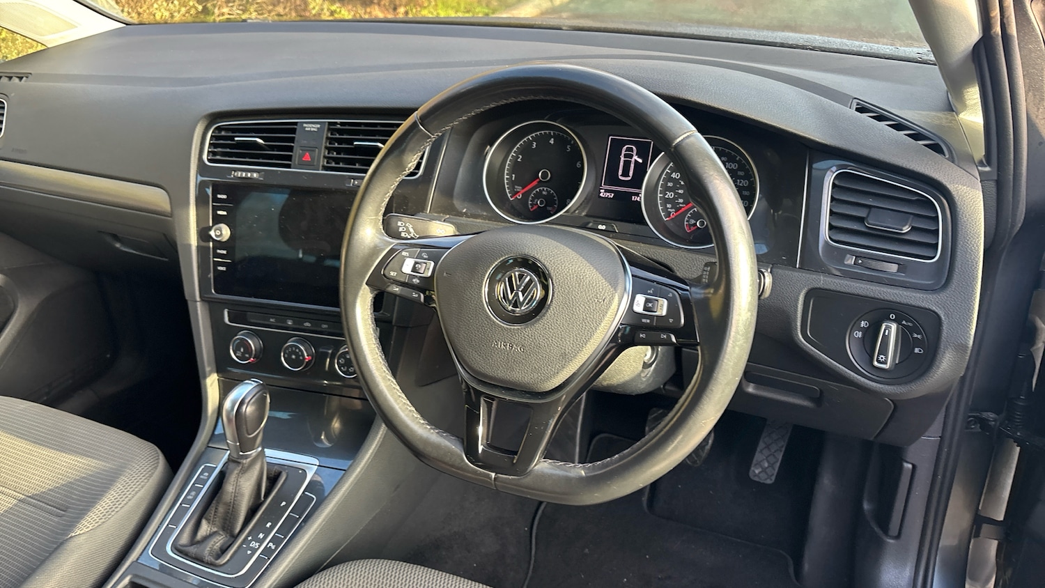 Used Volkswagen Golf 2019 for sale - 77233545: Photo 11
