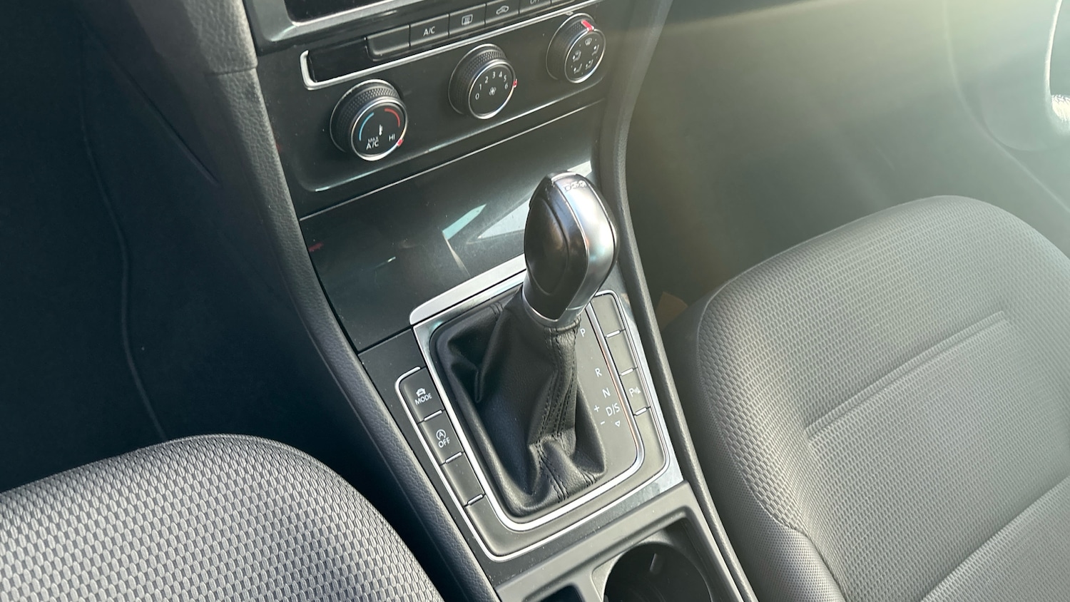 Used Volkswagen Golf 2019 for sale - 77233545: Photo 13