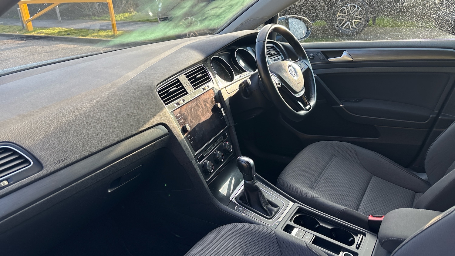 Used Volkswagen Golf 2019 for sale - 77233545: Photo 9