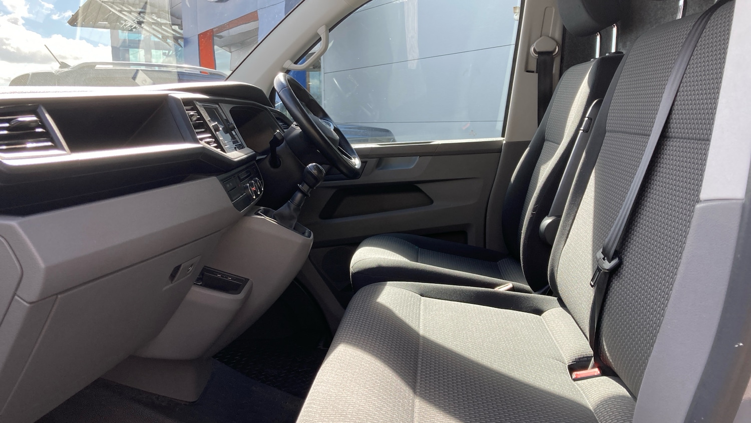 Used Volkswagen Transporter 2023 for sale - 78025244: Photo 13