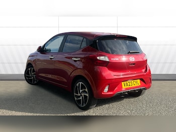 Used Hyundai i10 2023 for sale - 79499983: Photo