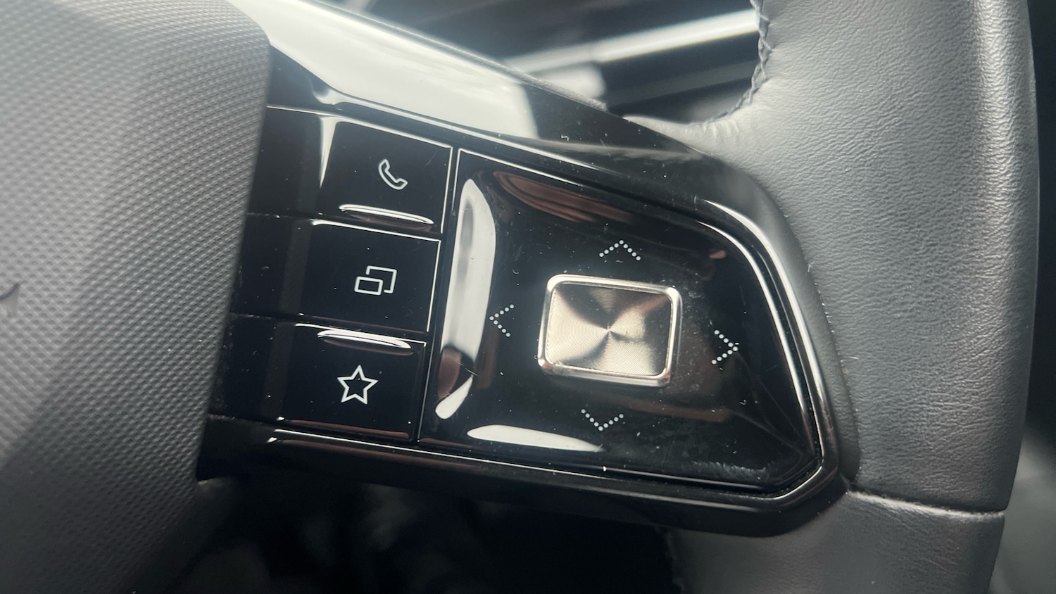 Used MG MG4 2023 for sale - 77353480: Photo 30