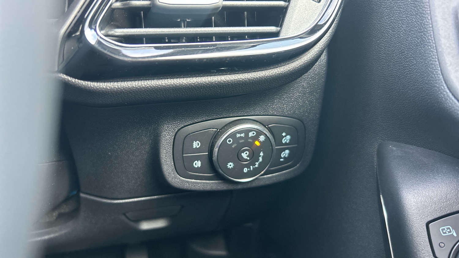 Used Ford Fiesta 2023 for sale - 78111923: Photo 24