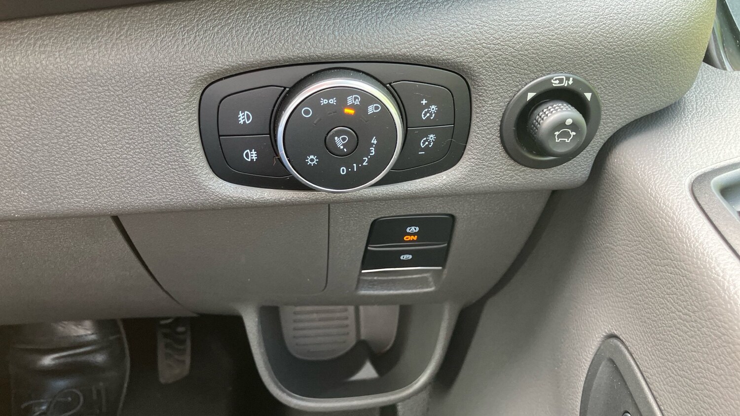 Vehicle 29
