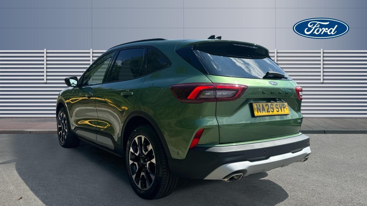 2025 Ford Kuga 2.5 PHEV Active 5dr CVT Estate Estate Hybrid Automatic - Picture 2 of 24