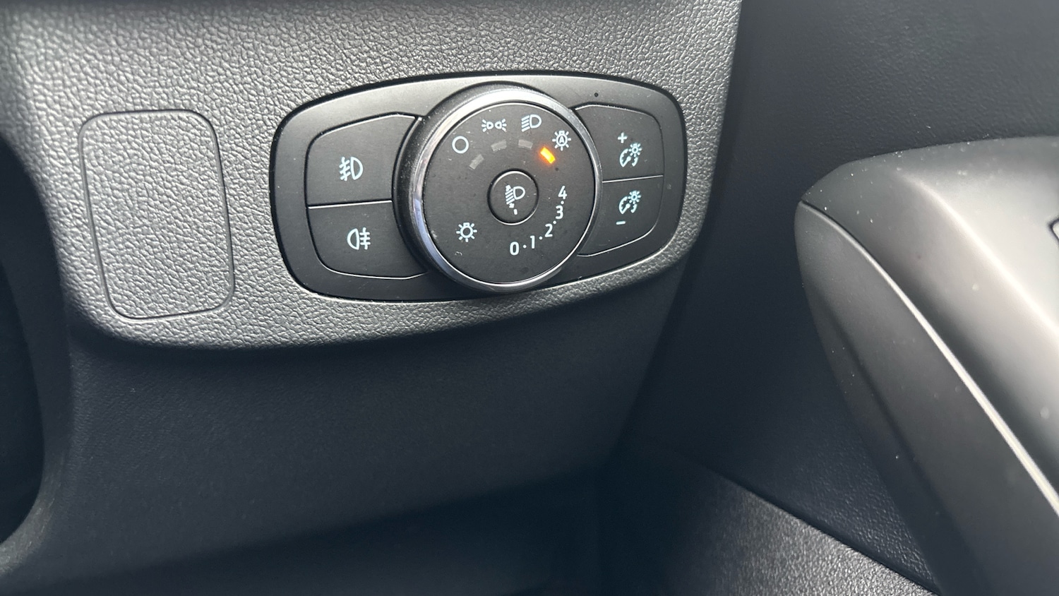 Used Ford Focus 2022 for sale - 76273572: Photo 25