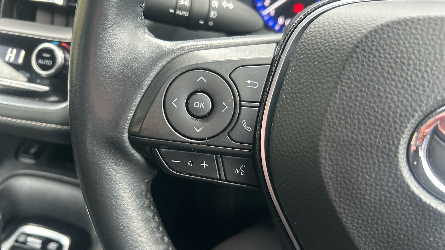 Used Toyota Corolla 2022 for sale - 77363253: Photo 32