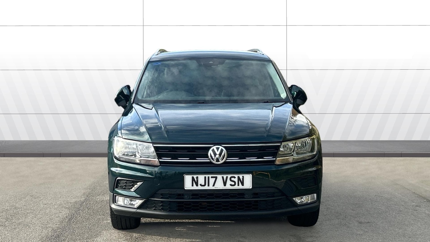 Used Volkswagen Tiguan 2017 for sale - 76500049: Photo 3