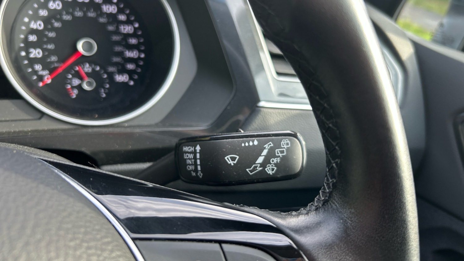 Used Volkswagen Tiguan 2017 for sale - 76500049: Photo 41