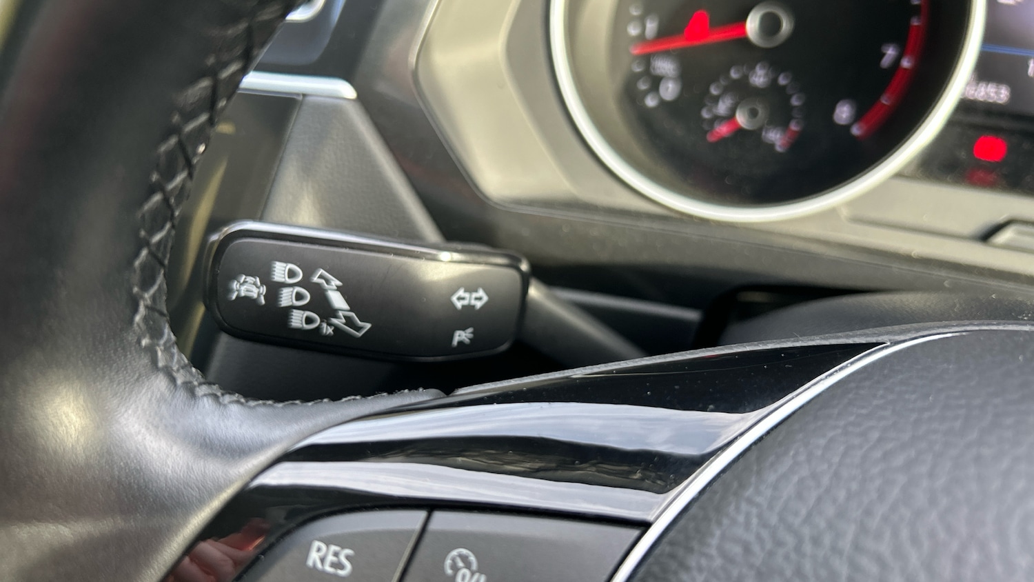 Used Volkswagen Tiguan 2017 for sale - 76500049: Photo 42