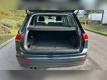 Used Volkswagen Tiguan 2017 for sale - 76500049: Photo