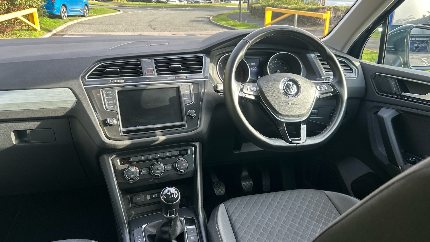 Used Volkswagen Tiguan 2017 for sale - 76500049: Photo 9