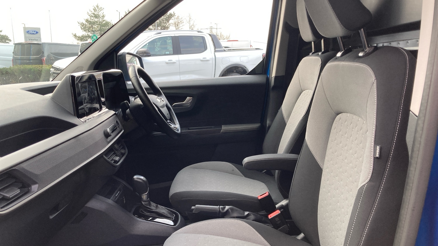 Used Ford Transit Courier 2024 for sale - 78040154: Photo 13