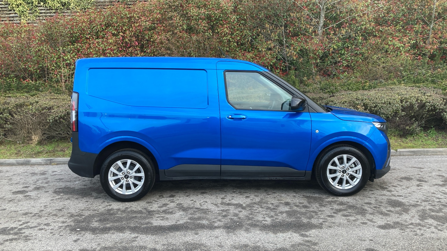 Used Ford Transit Courier 2024 for sale - 78040154: Photo 9