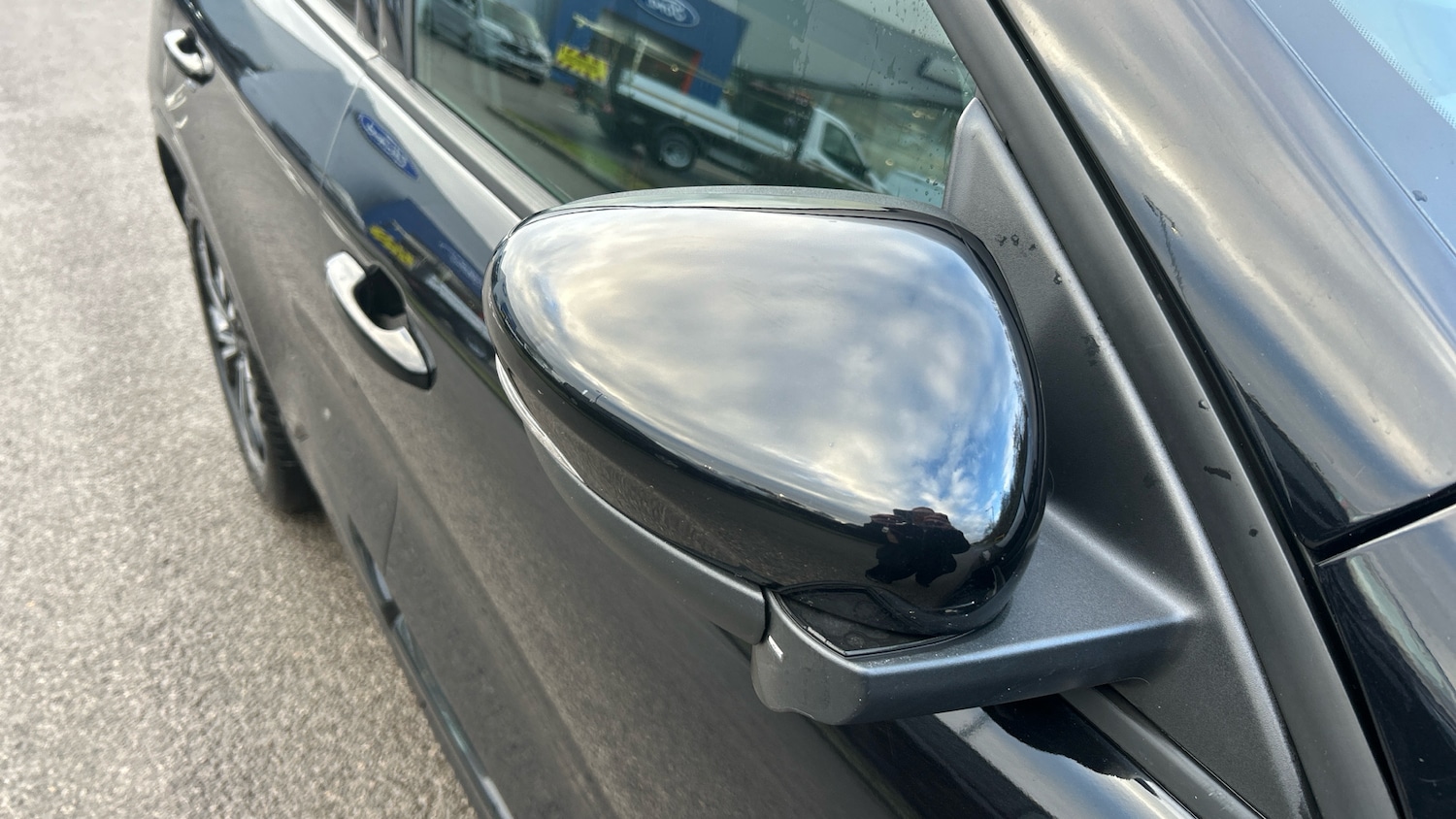 Used Ford Kuga 2023 for sale - 77076984: Photo 25