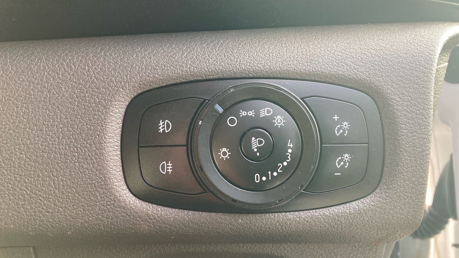 Used Ford Transit Custom 2020 for sale - 77601918: Photo 23