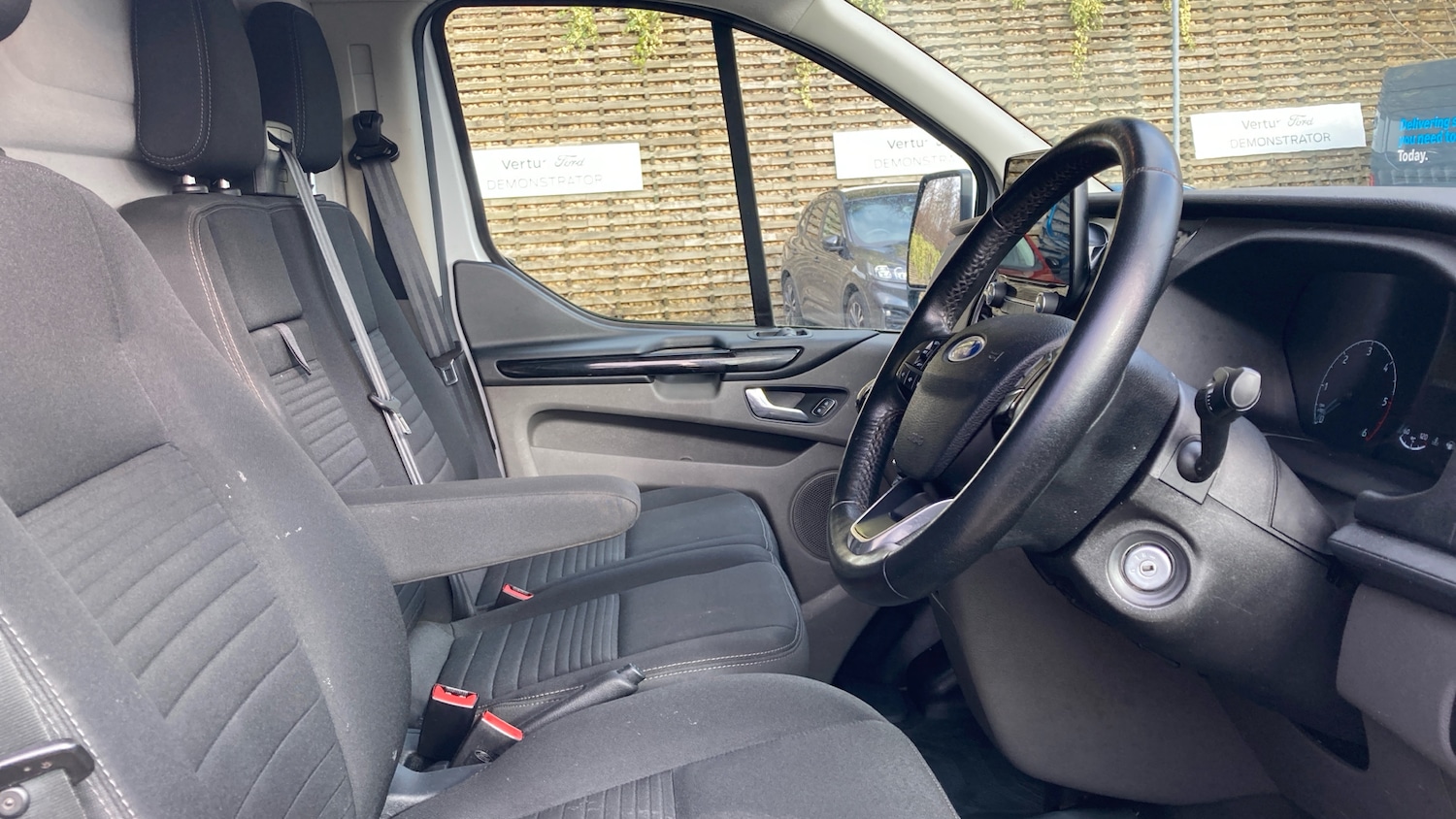 Used Ford Transit Custom 2020 for sale - 77601918: Photo 6